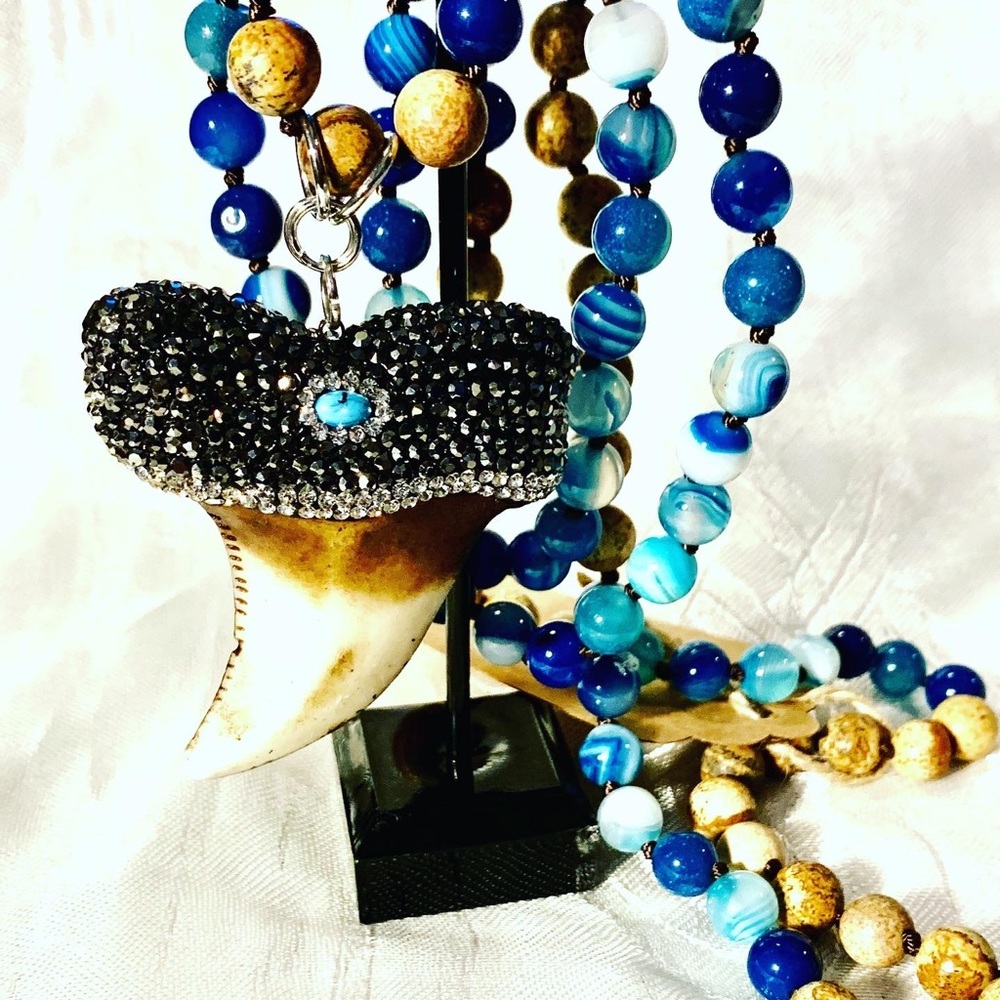 Mala & Taurus